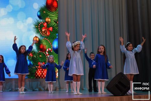 В Камских Полянах прошел новогодний гала-концерт