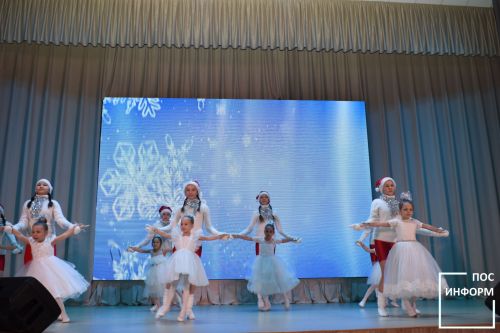 В Камских Полянах прошел новогодний гала-концерт