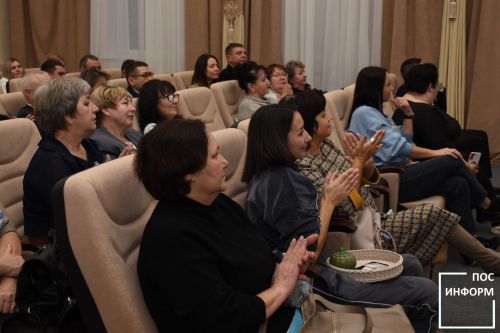В исполнительном комитете Камских Полян состоялся благотворительный аукцион