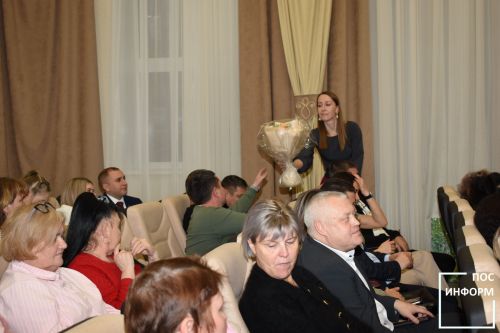 В исполнительном комитете Камских Полян состоялся благотворительный аукцион