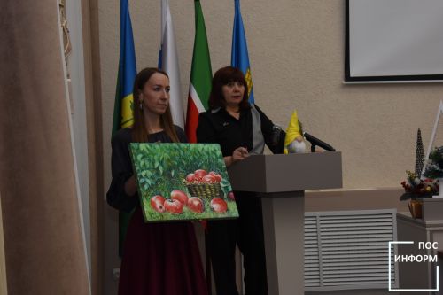 В исполнительном комитете Камских Полян состоялся благотворительный аукцион