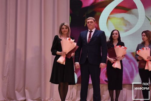 🌸 В Камских Полянах прошёл праздничный концерт в честь 8 Марта! 🌸