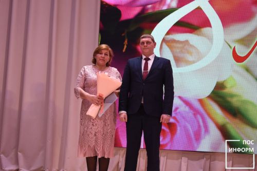 🌸 В Камских Полянах прошёл праздничный концерт в честь 8 Марта! 🌸
