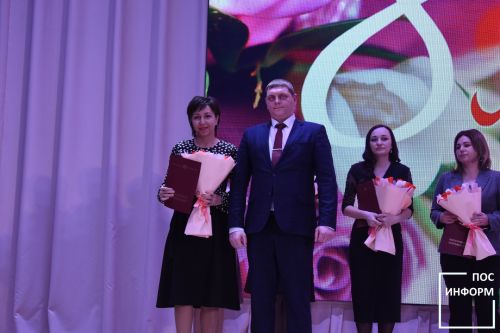 🌸 В Камских Полянах прошёл праздничный концерт в честь 8 Марта! 🌸