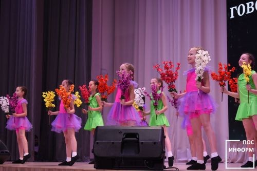 🌸 В Камских Полянах прошёл праздничный концерт в честь 8 Марта! 🌸