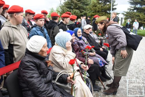 📸 День Победы в Камских Полянах: Вспомним, как это было! 📸