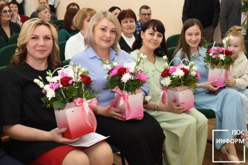 В школе № 1 Камских Полян прозвенел последний звонок