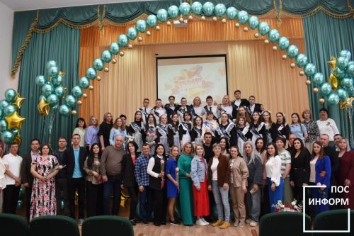 В школе № 1 Камских Полян прозвенел последний звонок