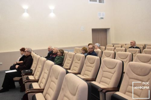 В администрации Камских Полян состоялась встреча Совета ветеранов (пенсионеров) с главой