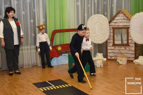 В детском саду «Огонек» Камских Полян состоялась Зональная конференция «Безопасность дорожного движения — всей семьей»