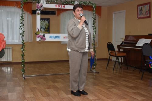 В ДМШ Камских Полян отметили День пожилых людей творческим концертом