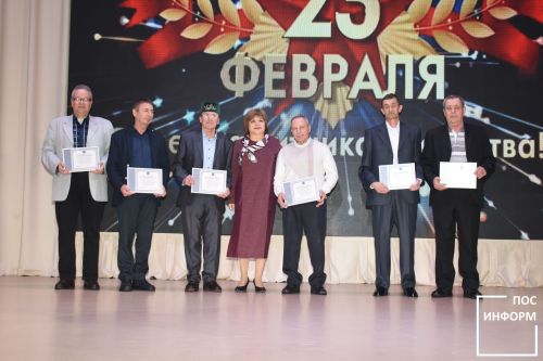 ✅День защитника Отечества отпраздновали в Камских Полянах концертом
