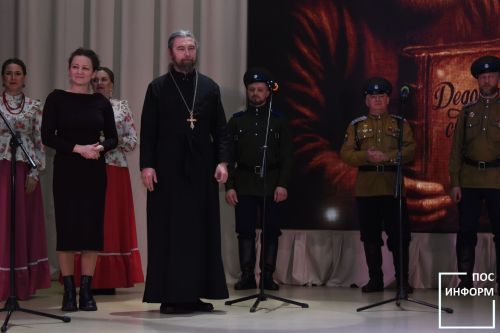 ✅День защитника Отечества отпраздновали в Камских Полянах концертом