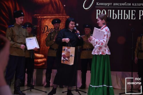 ✅День защитника Отечества отпраздновали в Камских Полянах концертом