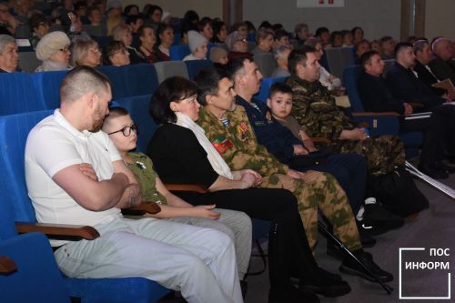 ✅День защитника Отечества отпраздновали в Камских Полянах концертом