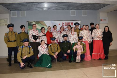 ✅День защитника Отечества отпраздновали в Камских Полянах концертом