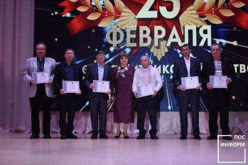 ✅День защитника Отечества отпраздновали в Камских Полянах концертом