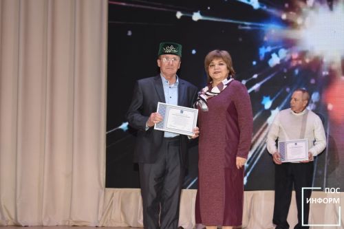 ✅День защитника Отечества отпраздновали в Камских Полянах концертом
