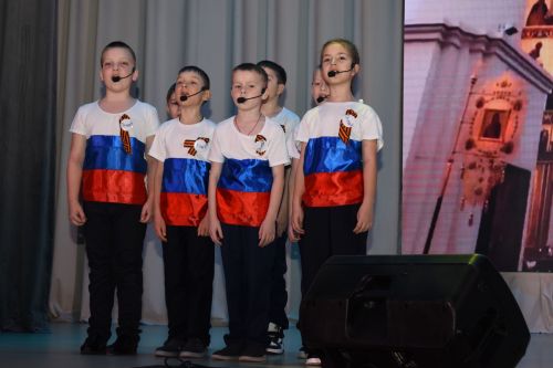 В камских Полянах состоялось торжественное открытие года «Патриотизма и единства»