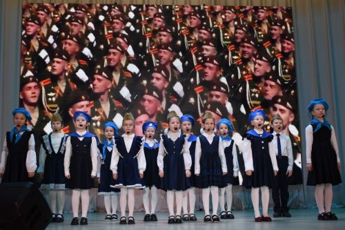 В камских Полянах состоялось торжественное открытие года «Патриотизма и единства»