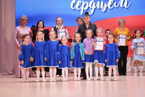 В камских Полянах состоялось торжественное открытие года «Патриотизма и единства»