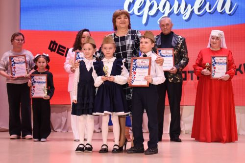 В камских Полянах состоялось торжественное открытие года «Патриотизма и единства»