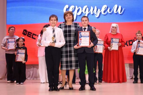 В камских Полянах состоялось торжественное открытие года «Патриотизма и единства»
