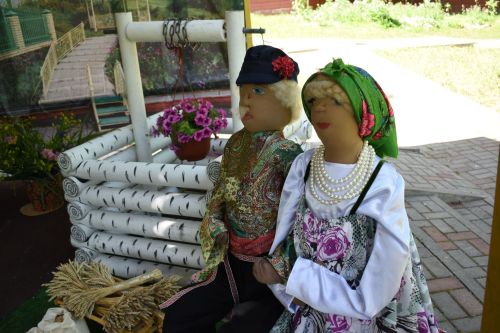 Книги, краски, детский смех и солнце — в сквере «Молодежный» прошел фестиваль «Библиотека без границ»