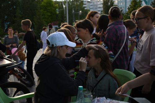 Смех, драйв и флешмоб: как в Камских Полянах прошёл День защиты детей на площади у «Чулман-Су»