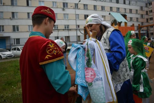 3 июня в Камских Полянах состоялся «Булэк жию» — сбор подарков к празднику Сабантуй