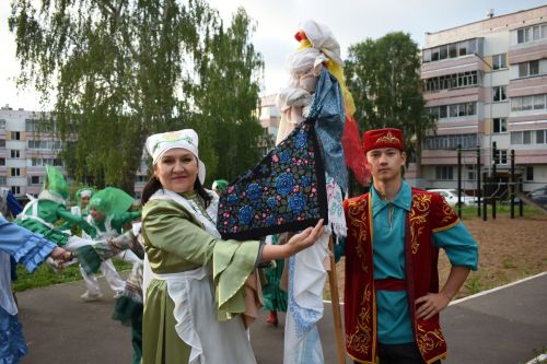 3 июня в Камских Полянах состоялся «Булэк жию» — сбор подарков к празднику Сабантуй