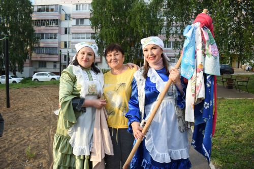 3 июня в Камских Полянах состоялся «Булэк жию» — сбор подарков к празднику Сабантуй