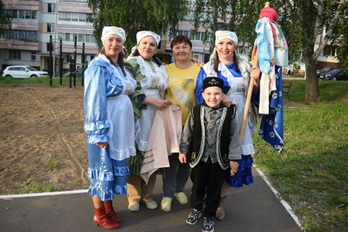 3 июня в Камских Полянах состоялся «Булэк жию» — сбор подарков к празднику Сабантуй