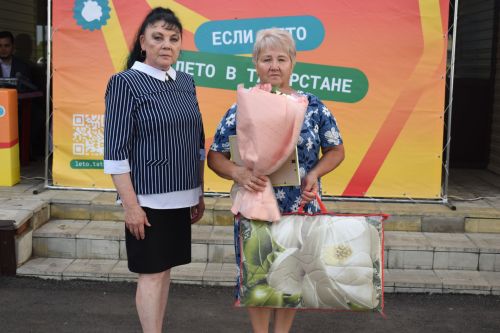 День двора дома 1/19 в Камских Полянах