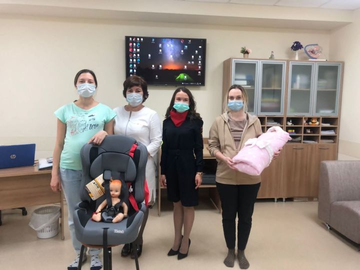 В женских консультациях Татарстана проводятся обучающие мероприятия с будущими мамами