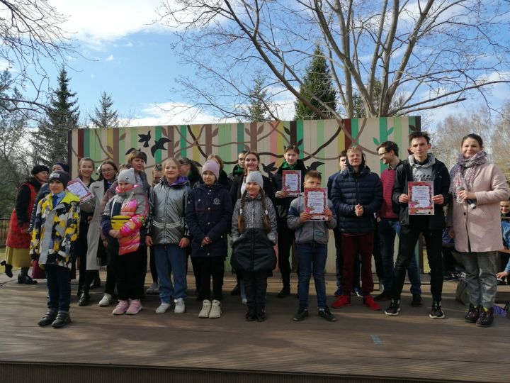 В Камских Полянах состоялся военно-патриотический квест «Я помню! Я горжусь!»