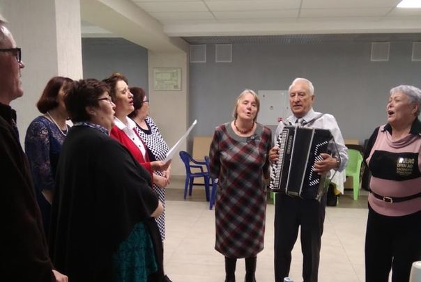 В культурном центре Камских Полян состоялся вечер отдыха для людей старшего поколения