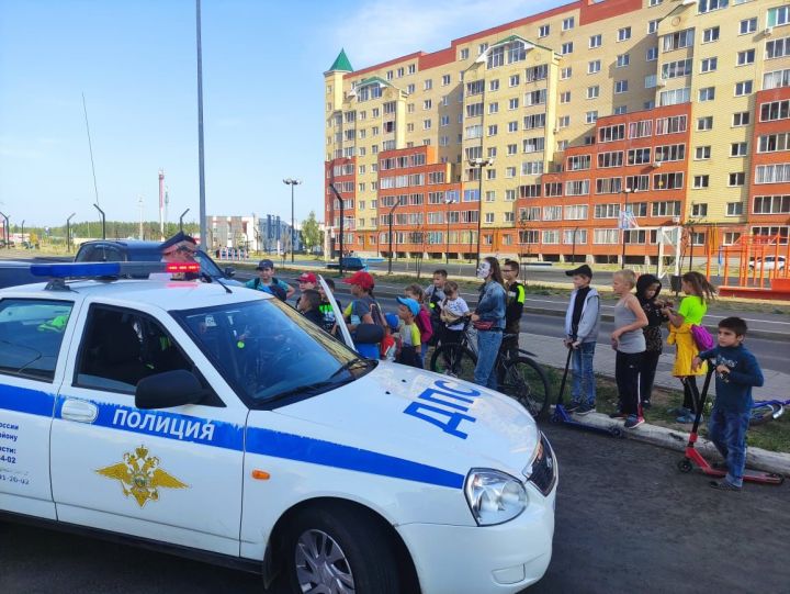 В Татарстане автоинспекторы проводят инструктажи по велобезопасности