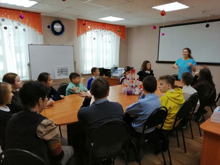 В камполянском Центре детского творчества «Радуга» для школьников прошел Урок культуры поведения