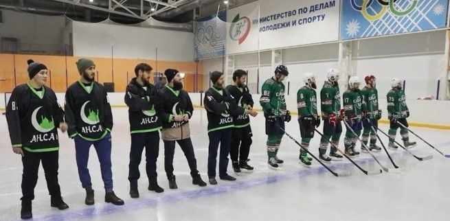 В Камских Полянах состоялся Республиканский хоккейный турнир среди мусульманских команд