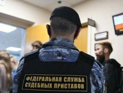 В Лаишевском районе судебные приставы арестовали  самолет и вертолет общей стоимостью  более 800 миллионов рублей