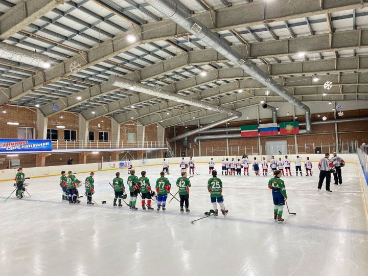 Камполянские хоккеисты приняли участие в Первенстве РТ в г.Нурлат