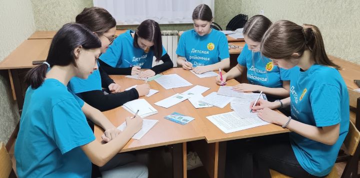 Активисты Детской районной Думы дали старт традиционной районной акции «Письмо из дома»