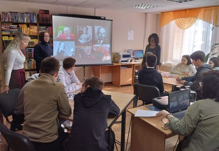 Студенты 1 курса НМК приняли участие в квизе «Битва умов» в рамках программы Пушкинская карта