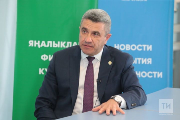 Министр образования Татарстана выступит в прямом эфире