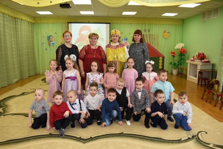 В детском саду «Золотая Рыбка» прошёл утренник к 8 марта