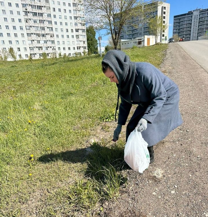 Сотрудники Камско-Полянской ДМШ присоединились к еженедельному среднику
