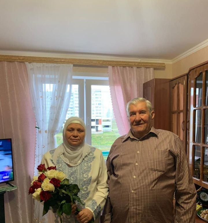 Насима апа о своей работе крановщицей: наверху я и голуби...