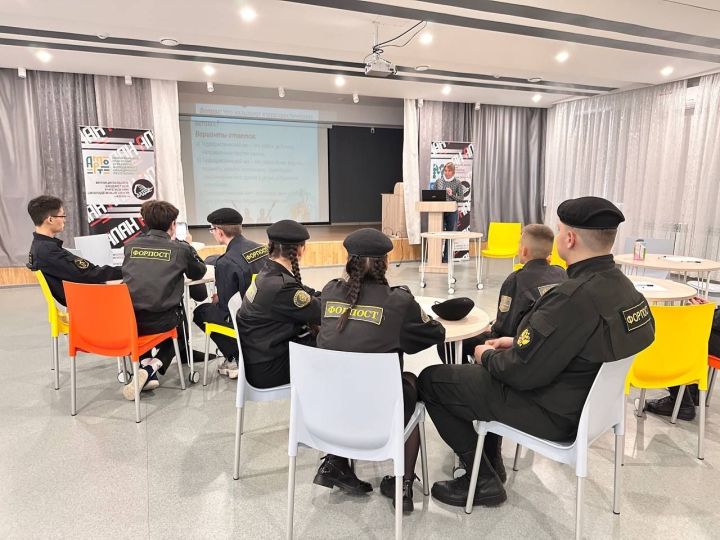 В Камских Полянах обсудили противодействие экстремизму и терроризму
