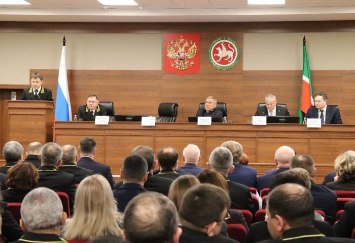 Рустам Минниханов: В Татарстане появится возможность обращения к мировым судьям через Госуслуги